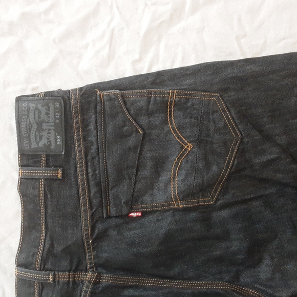 Men's 569 Levis - Picture 3 of 7